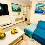 Luxury Townhouse Oasis Fanabe Апартаменти Адехе