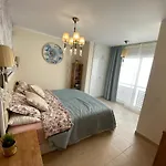 Luxury Townhouse Oasis Fanabe