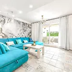 Luxury Townhouse Oasis Fanabe Апартаменти
