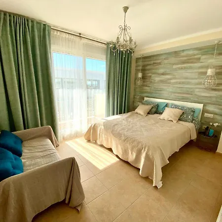 Luxury Townhouse Oasis Fanabe * Адехе