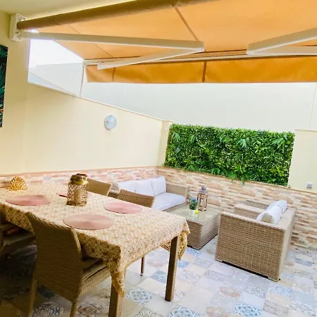 Apartamento Luxury Townhouse Oasis Fanabe *
