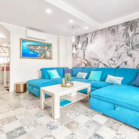 Luxury Townhouse Oasis Fanabe * Адехе