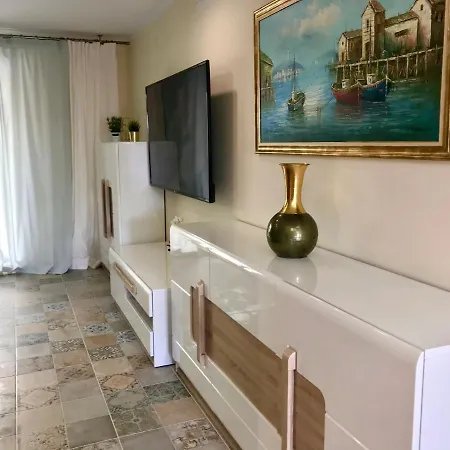 Luxury Townhouse Oasis Fanabe Апартаменты Адехе