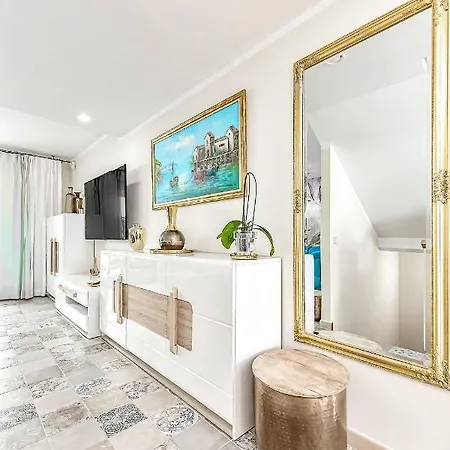 Apartamento Luxury Townhouse Oasis Fanabe