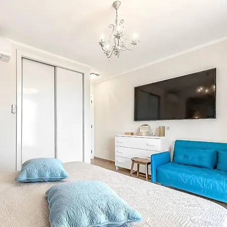 Апартаменти Luxury Townhouse Oasis Fanabe Адехе