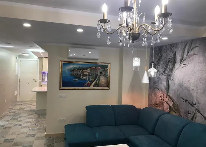 Apartment Luxury Townhouse Oasis Fanabe