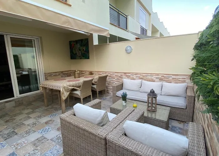 Luxury Townhouse Oasis Fanabe Адехе