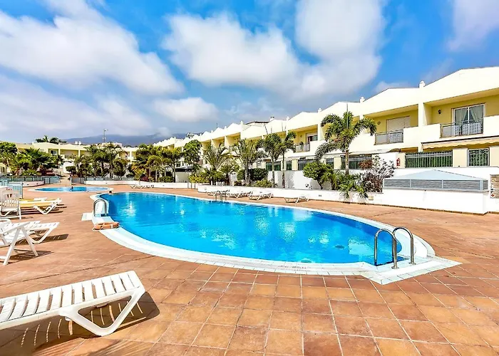 Luxury Townhouse Oasis Fanabe Апартаменты