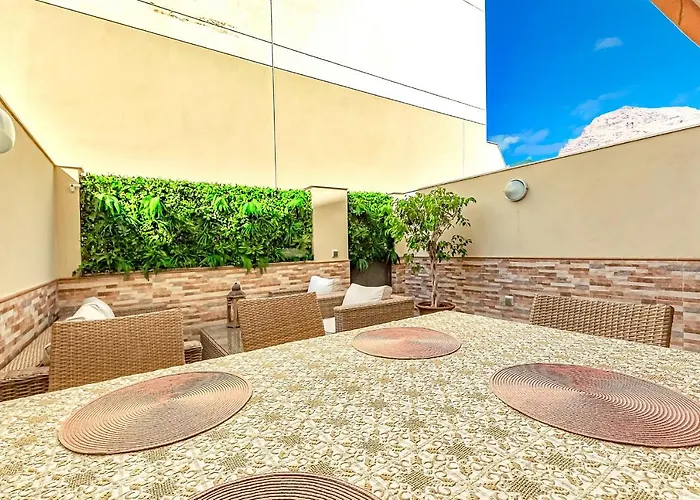 Апартаменты Luxury Townhouse Oasis Fanabe Адехе