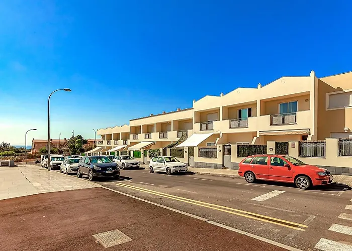 Luxury Townhouse Oasis Fanabe Апартаменты *