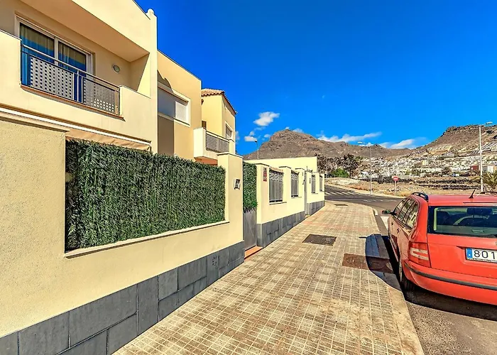 Апартаменты Luxury Townhouse Oasis Fanabe *