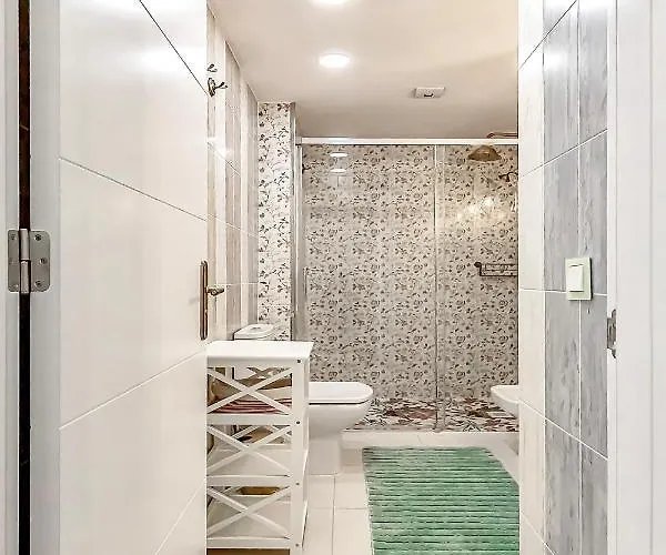 Апартаменты Luxury Townhouse Oasis Fanabe Адехе